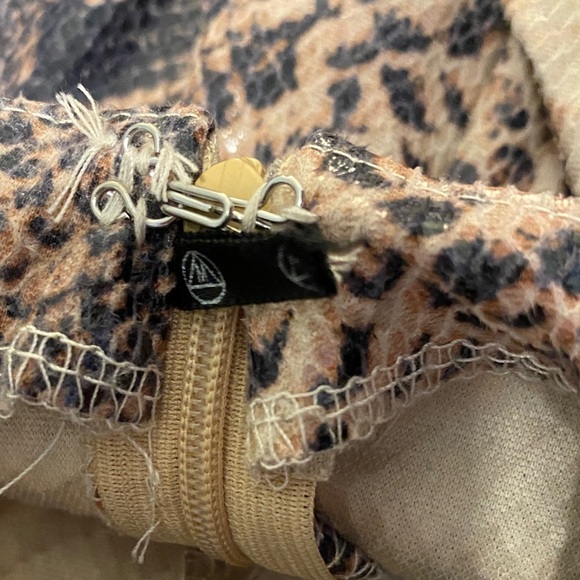 Missguided Shiny Snake Print Women's Jumpsuit Size 4 - Picture 5 of 10